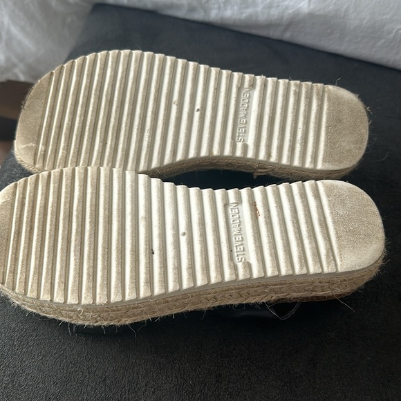 Women's Steve Madden Jaklin Sandals - Picture 2 of 4